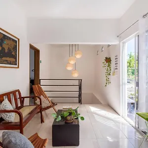Carlota Guest house